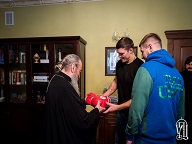 Блаженніший Митрополит Онуфрій зустрівся з олімпійським чемпіоном з боксу Олександром Усиком