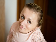 Хрупкие не ломаются: Один день с "хрустальной" Инной