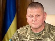 Валерій Залужний привітав із Новим роком та Різдвом воїнів і усіх, хто їм допомагає