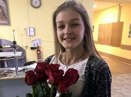 «Я стала медиком, потому что понимаю онкобольных детей»: история победившей рак украинки