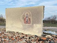 У Полтаві виявили на знесеному ринку написаний на стіні образ Богородиці «Знамення»