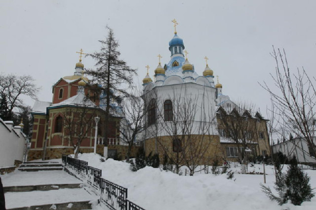 Как семинаристов жениться учили
