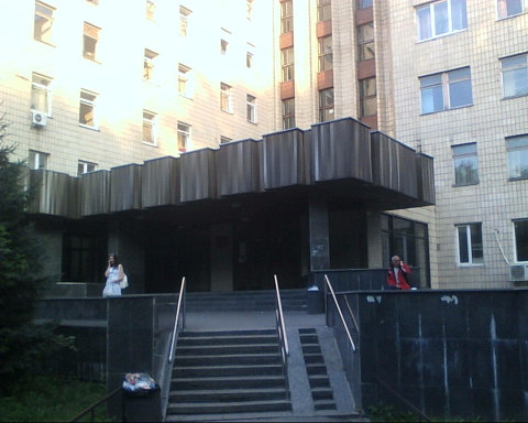 Богдан Яременко, просьбы о помощи