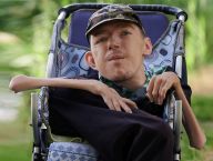 Антон Дубішин, волонтер на інвалідному візку: Ніки Вуйчичі чи Стіви Хокінги є в країні, потрібно відкрити очі й почати їх бачити