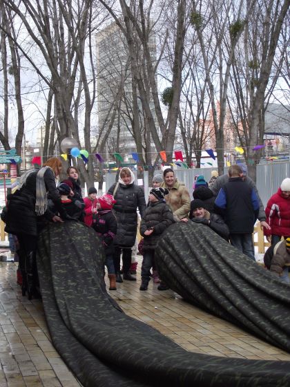 Дети из детского дома приняли участие в празднике Масленица (15)