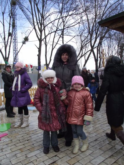 Дети из детского дома приняли участие в празднике Масленица (18)