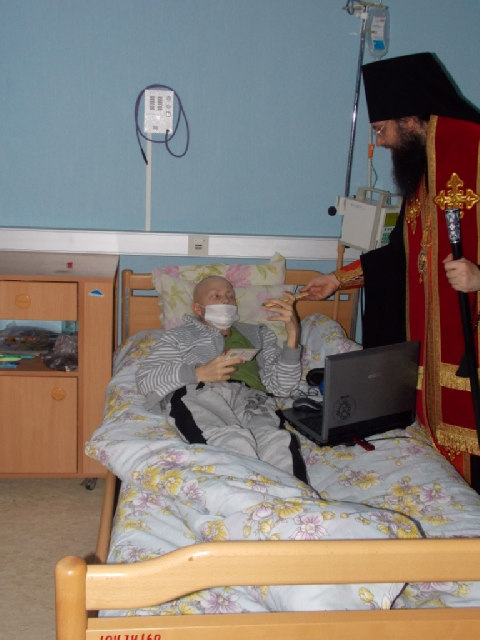 Поздравление детей в онкоцентре