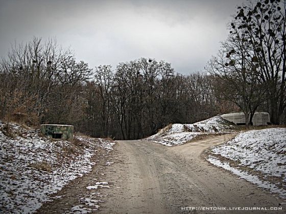 Посещая памятники Второй мировой войны. Доты с. Белогородка (2)