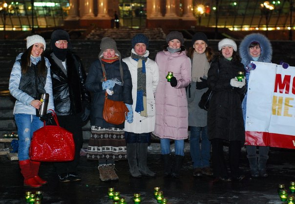 Свечная акция на Майдане 15.02.12 г. (2)