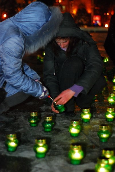 Свечная акция на Майдане 15.02.12 г. (3)