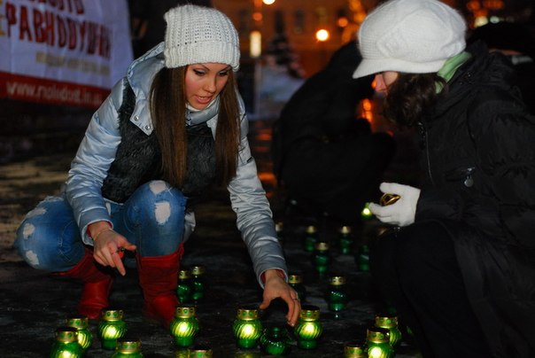 Свечная акция на Майдане 15.02.12 г. (18)
